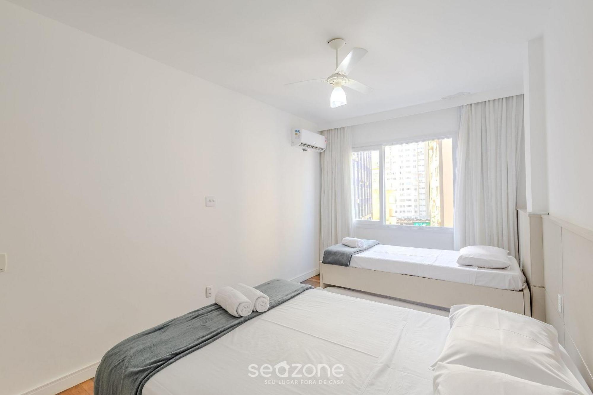 Apartamento A Passos Do Mar E Do De Bc - Mrd0501 *